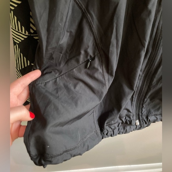 FILA‎ Reflective Jacket - Picture 6 of 9